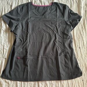 Grey heart soul scrub top xxl